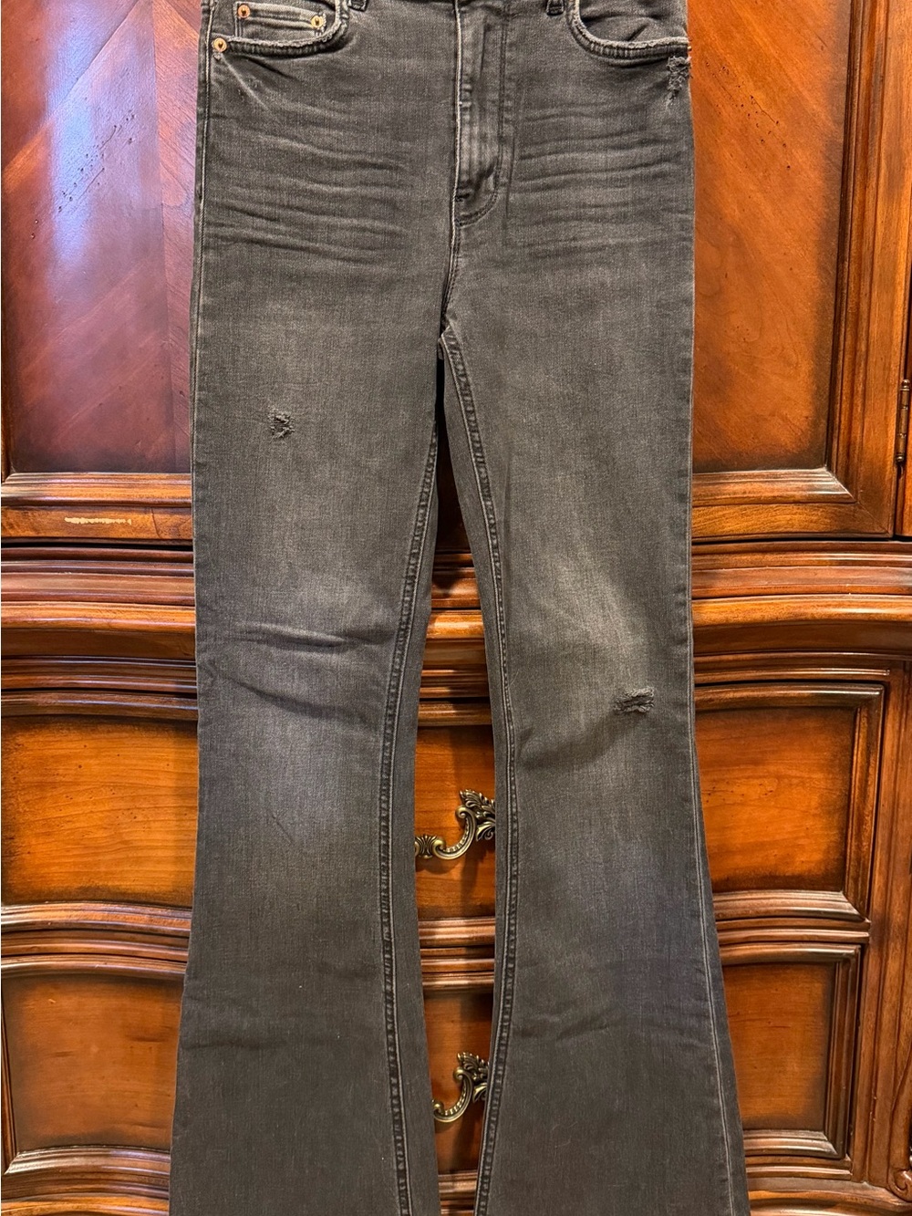 Zara Black Flare Jeans with Light Distressing size 4